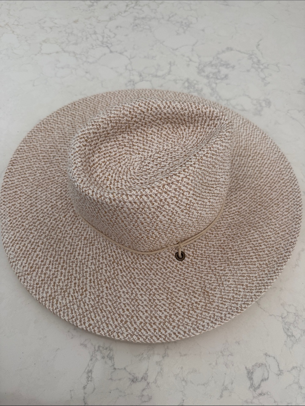 Wallaroo Hat Company. Neutral Straw Wide-Brim Sun Hat - Women